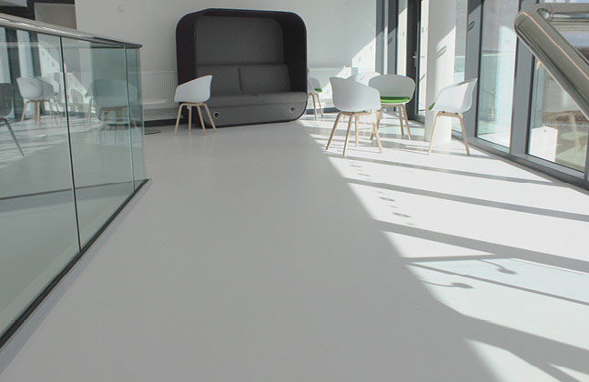 Anglesey’s new Menai Science Park, the first dedicated science park in Wales, required an iconic and modern flooring solution and consulted Flowcrete UK to help